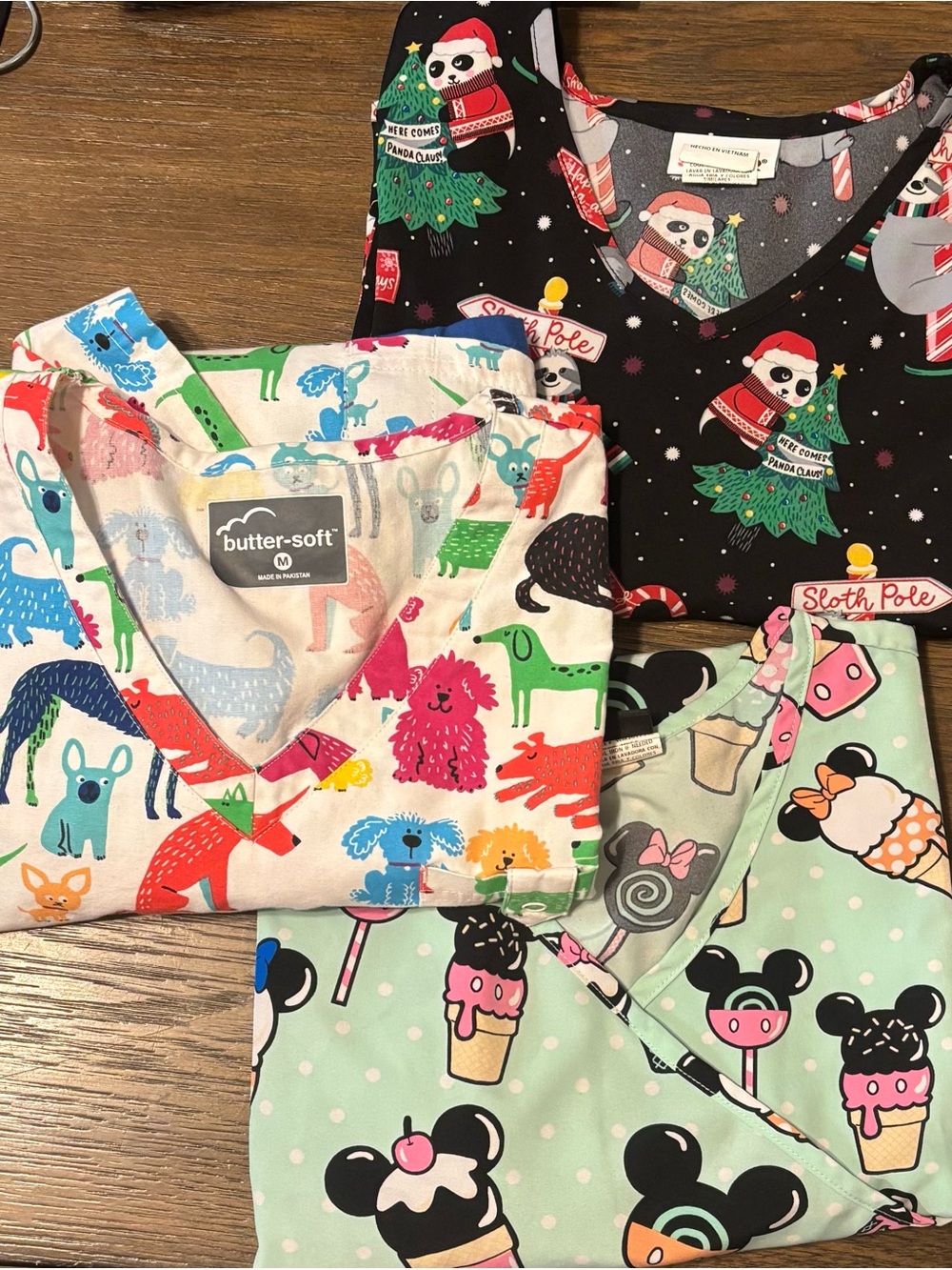 Lot of 3 Printed V-Neck Scrub Tops Size Med